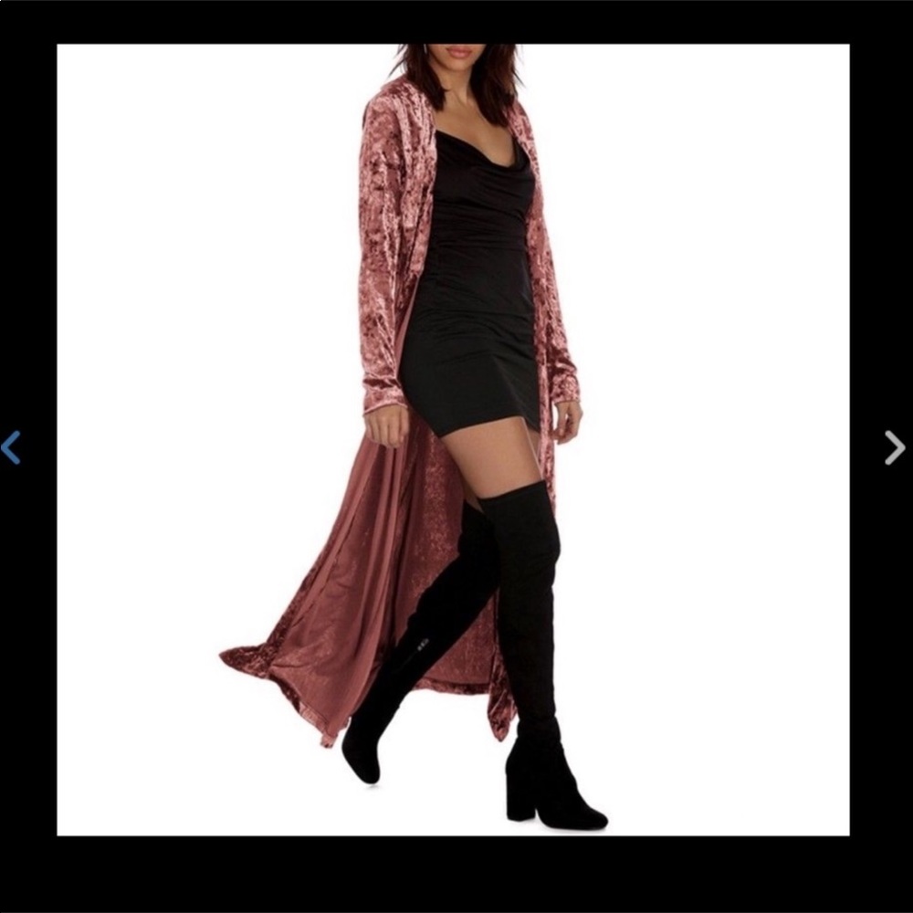 SOLD IN OTHER LISTING HERE. 3/4 sleeve Rose - Picture 2 of 8